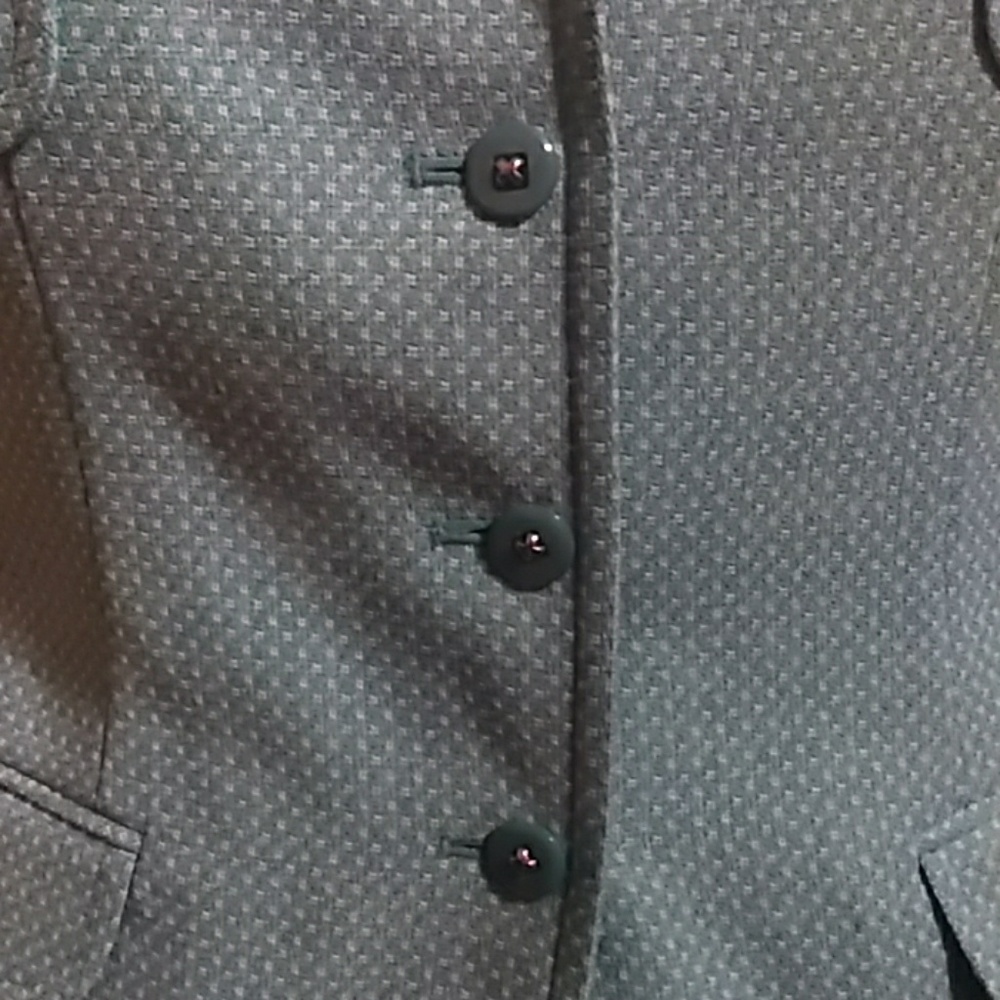 2pc suit - Picture 4 of 6
